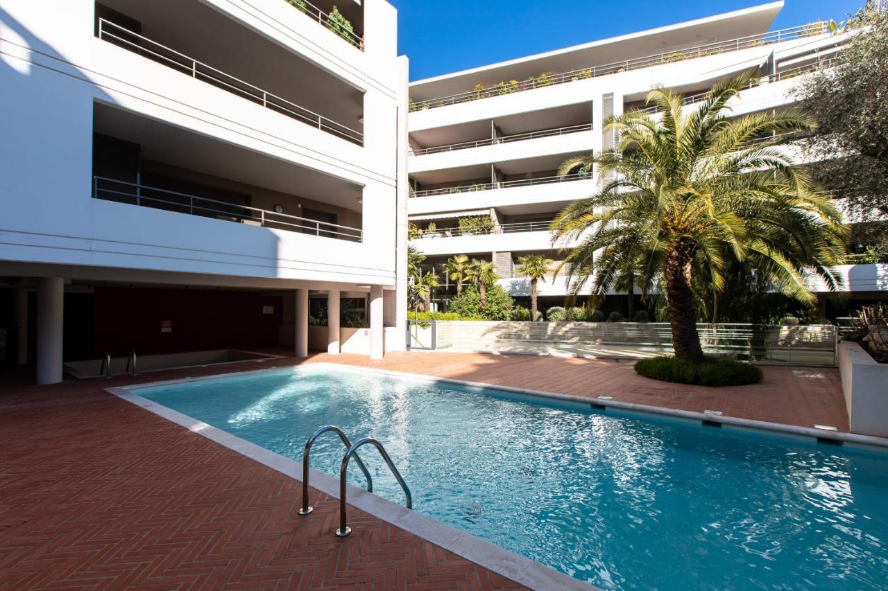 Renovated 2-Br Apartment With Terrace And Pool Cannes Exteriör bild