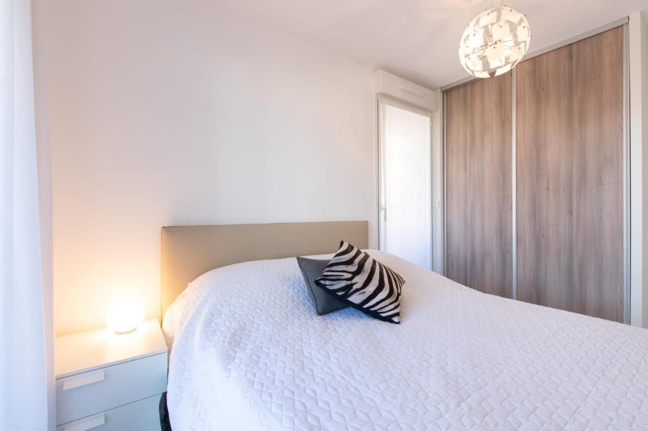 Renovated 2-Br Apartment With Terrace And Pool Cannes Exteriör bild