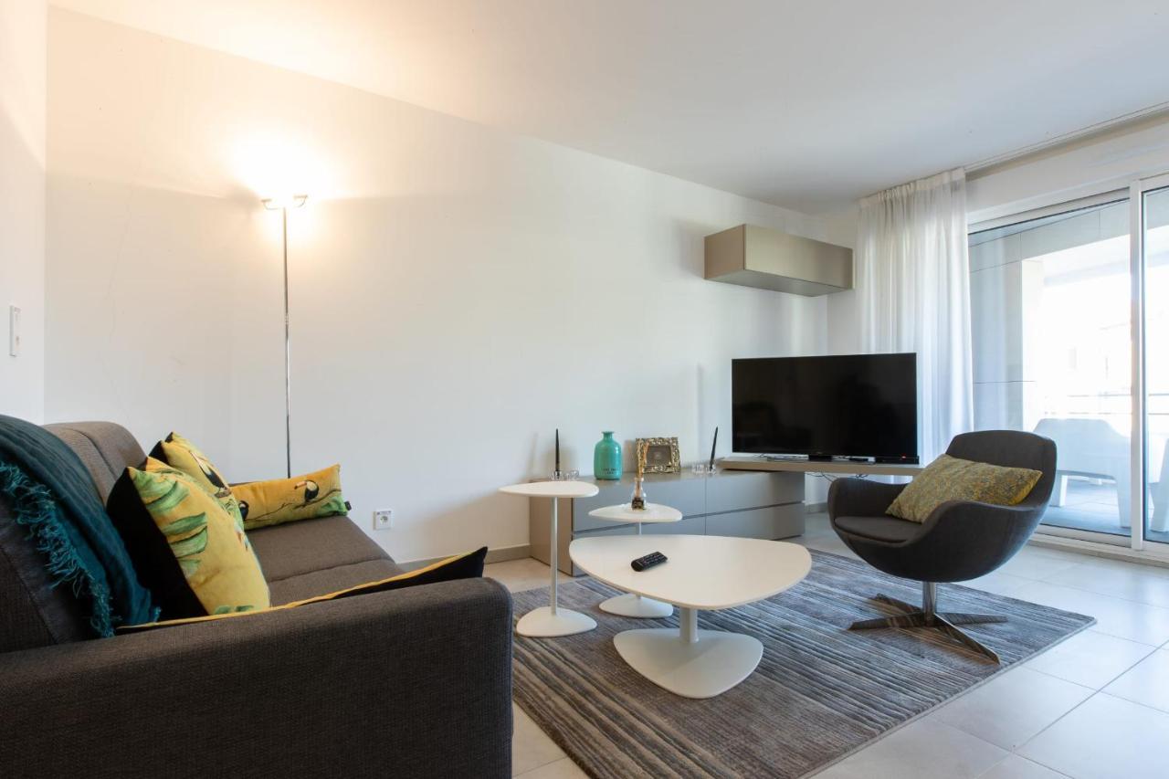 Renovated 2-Br Apartment With Terrace And Pool Cannes Exteriör bild
